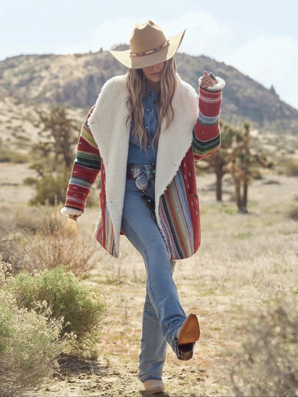 Wrangler x Lainey Wilson Raw Hem Boot Huggers 28 X 34